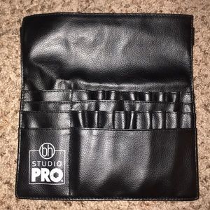 BH Makeup Brush carrier